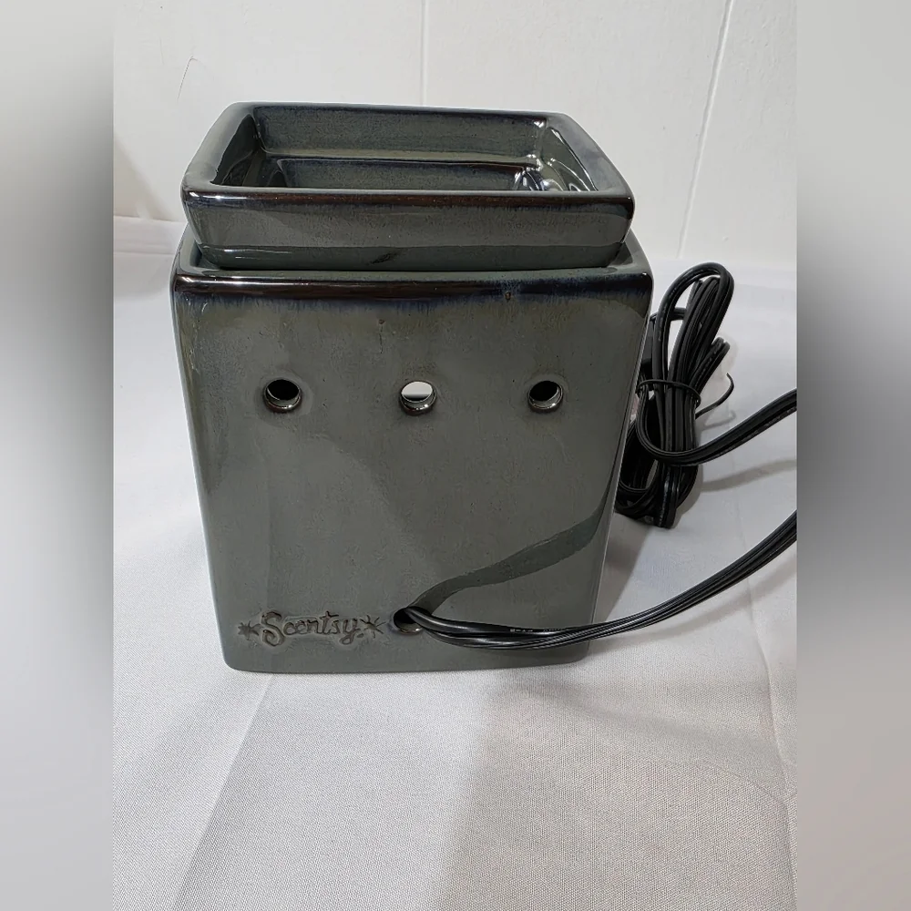 Scentsy Gallery Cube Moss Electric Full Size Ceramic Wax Warmer Retired